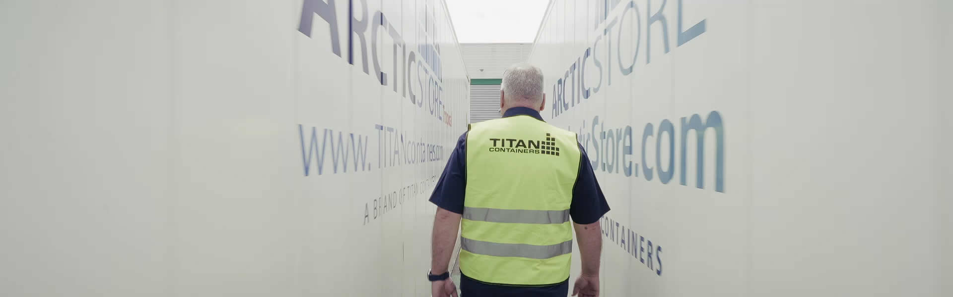 Video del brand per la refrigerazione TITAN Containers